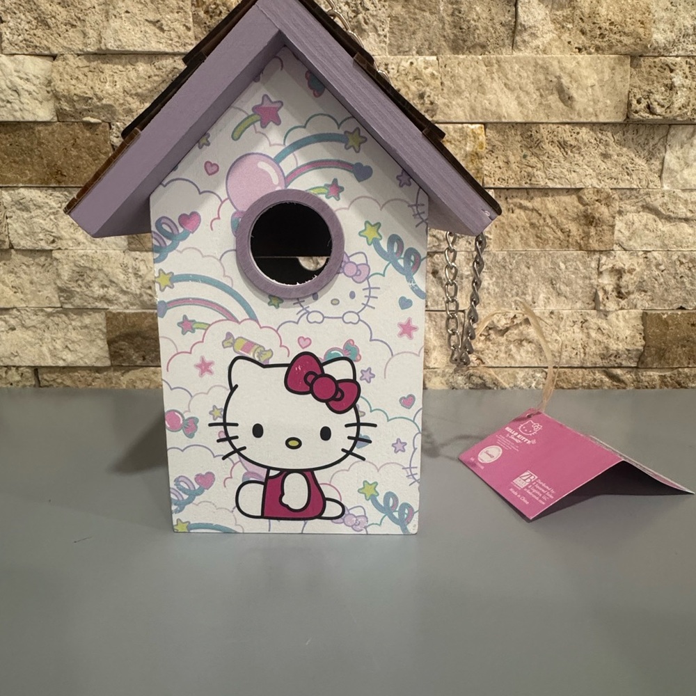 Hello Kitty Birdhouse with Purple Roof